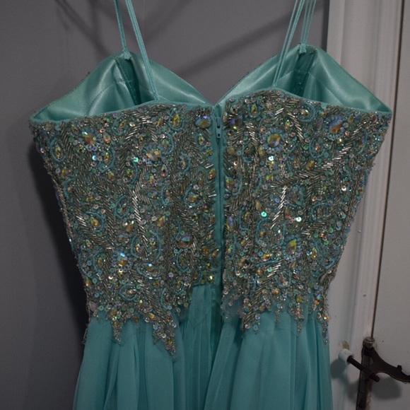 Aqua / blue prom dress - Picture 5 of 7